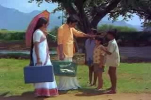 Puthiya Vaarpugal (1979) Sample