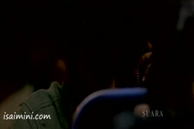 Mayakkam Enna Part-3