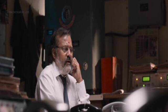 Kadhalum Kadanthu Pogum Sample
